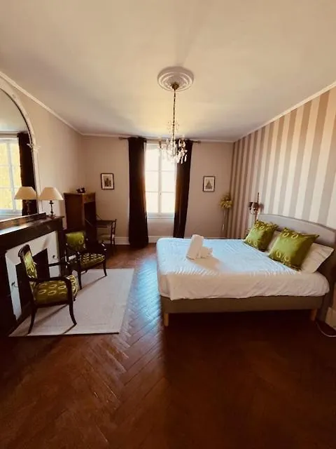 Hotel Le Manoir Du Thouron Saint-Sulpice  Pensión Saint-Sulpice (Oise)