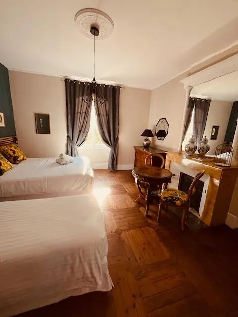 Le Manoir Du Thouron Hotel Saint-Sulpice  0*, Saint-Sulpice (Oise) France